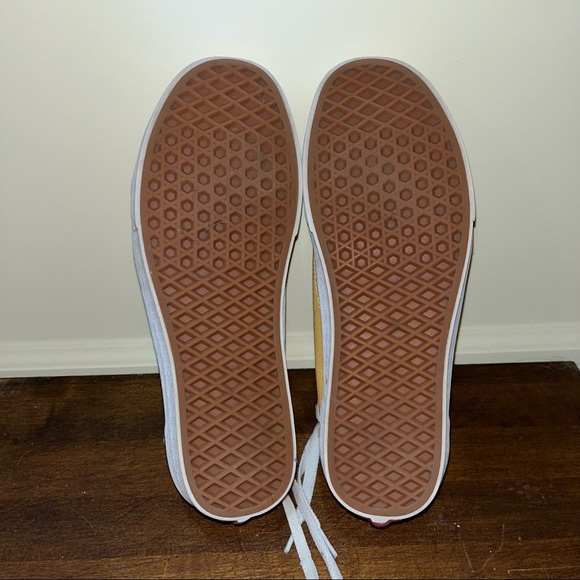 Yellow Old Skool Lace-Up Vans Size 10 - Picture 5 of 6